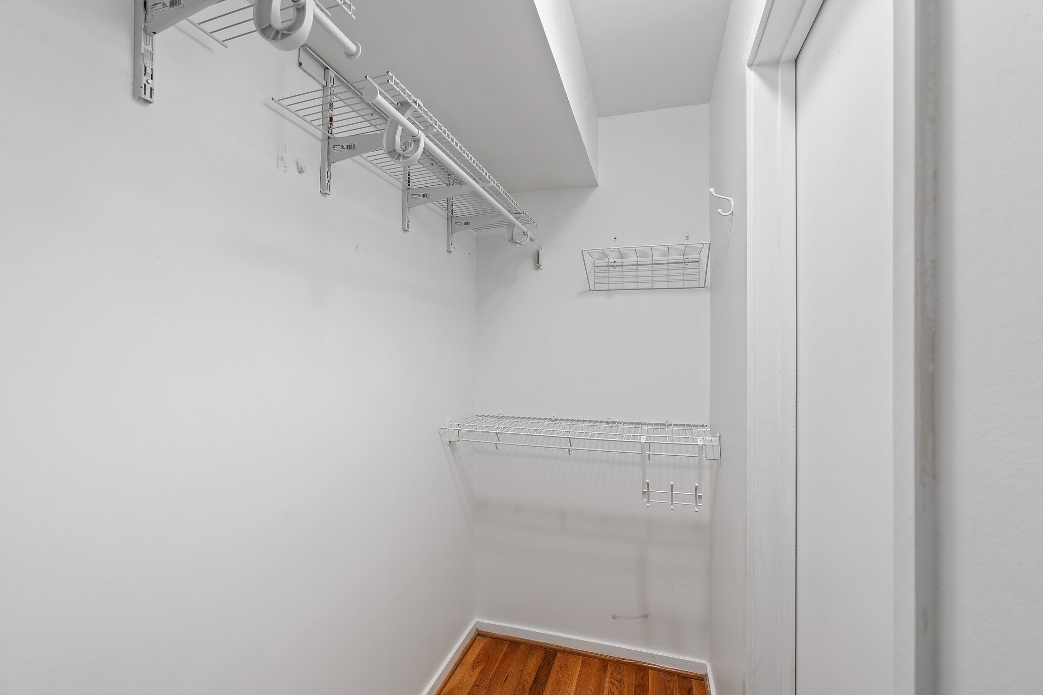 4122 Travis Street 7