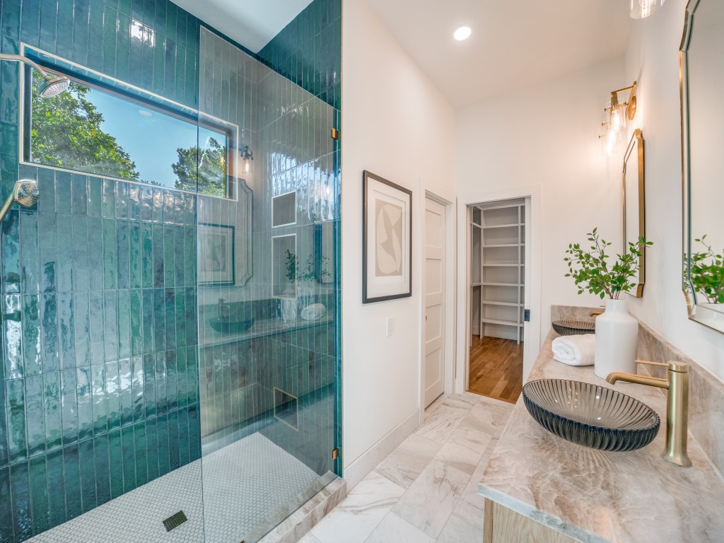 10641 Larchfield Lane