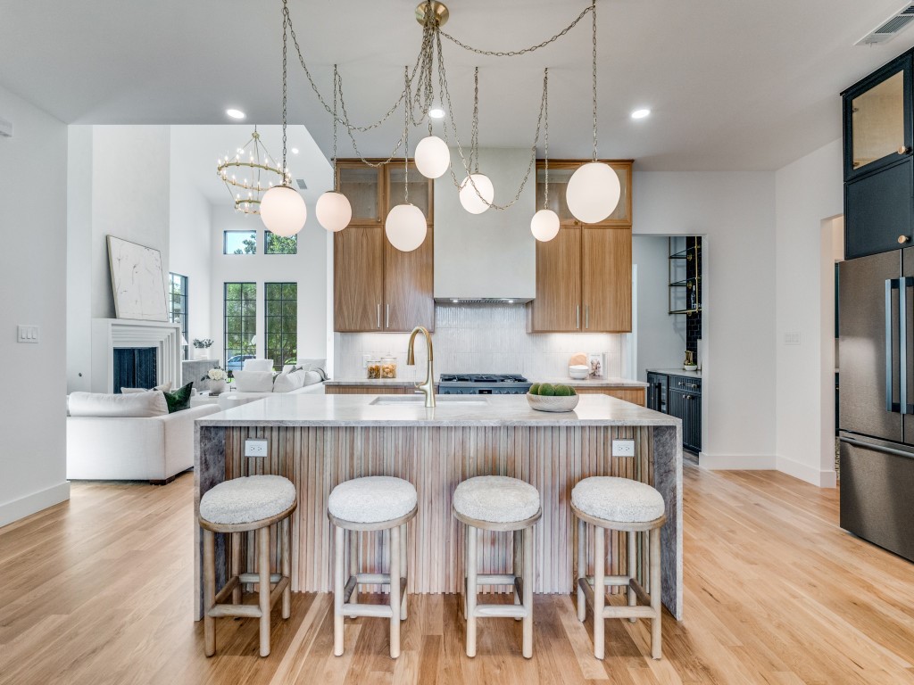 10641 Larchfield Lane