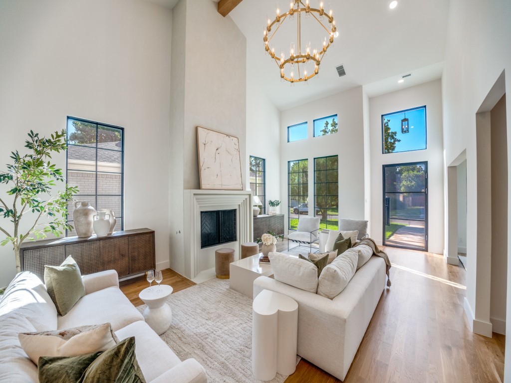 10641 Larchfield Lane