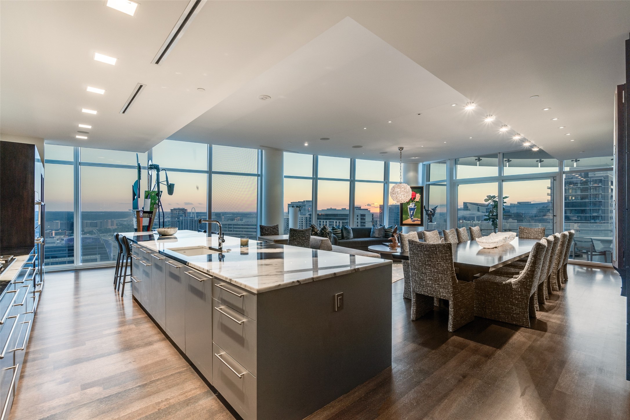 1918 Olive Street 2401