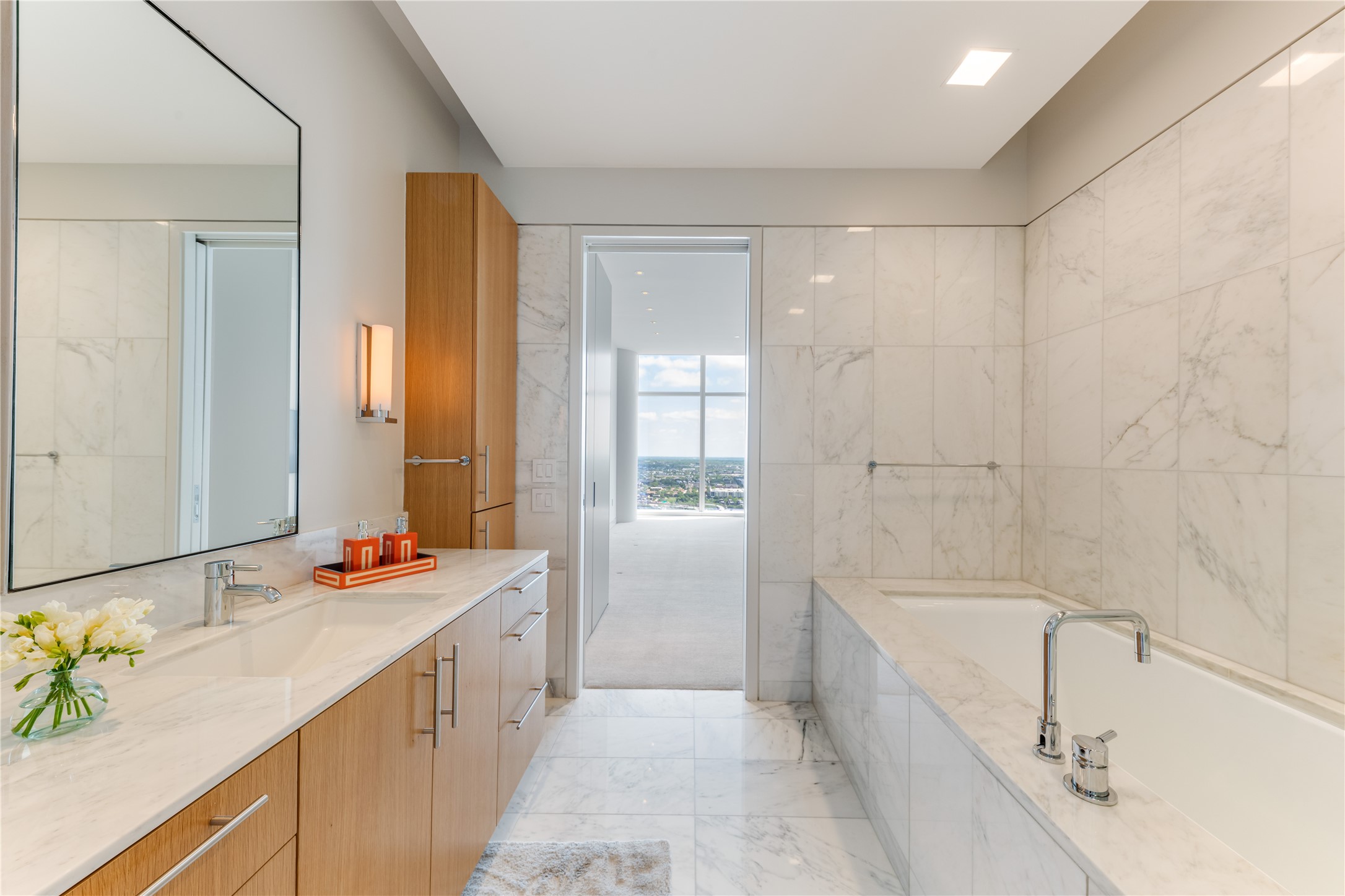 1918 Olive Street 3302