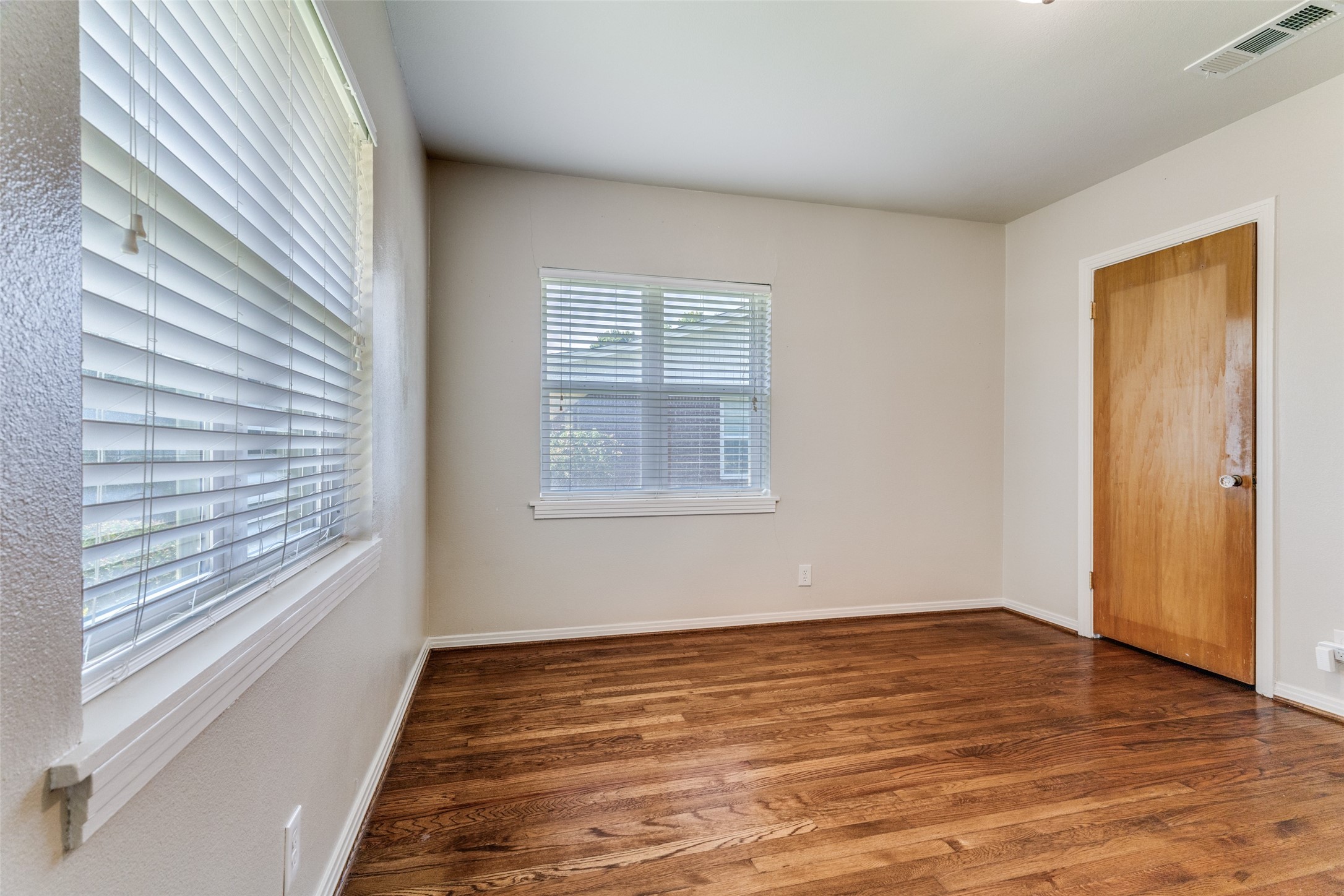 2704 Ryan Place Drive
