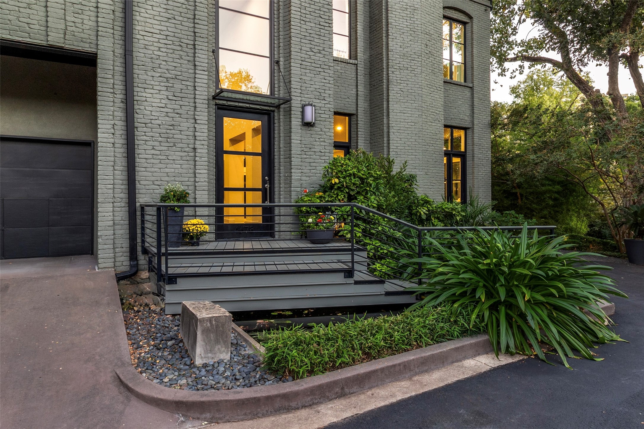 4678 Christopher Place