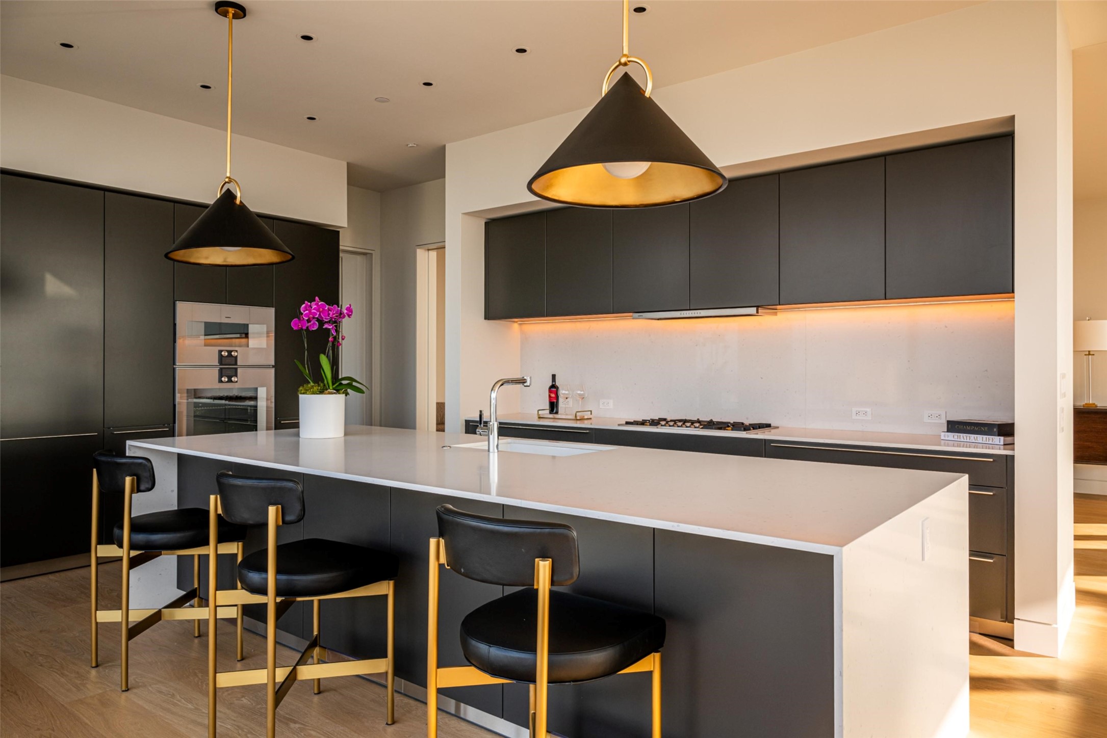 1747 Leonard Street 2201