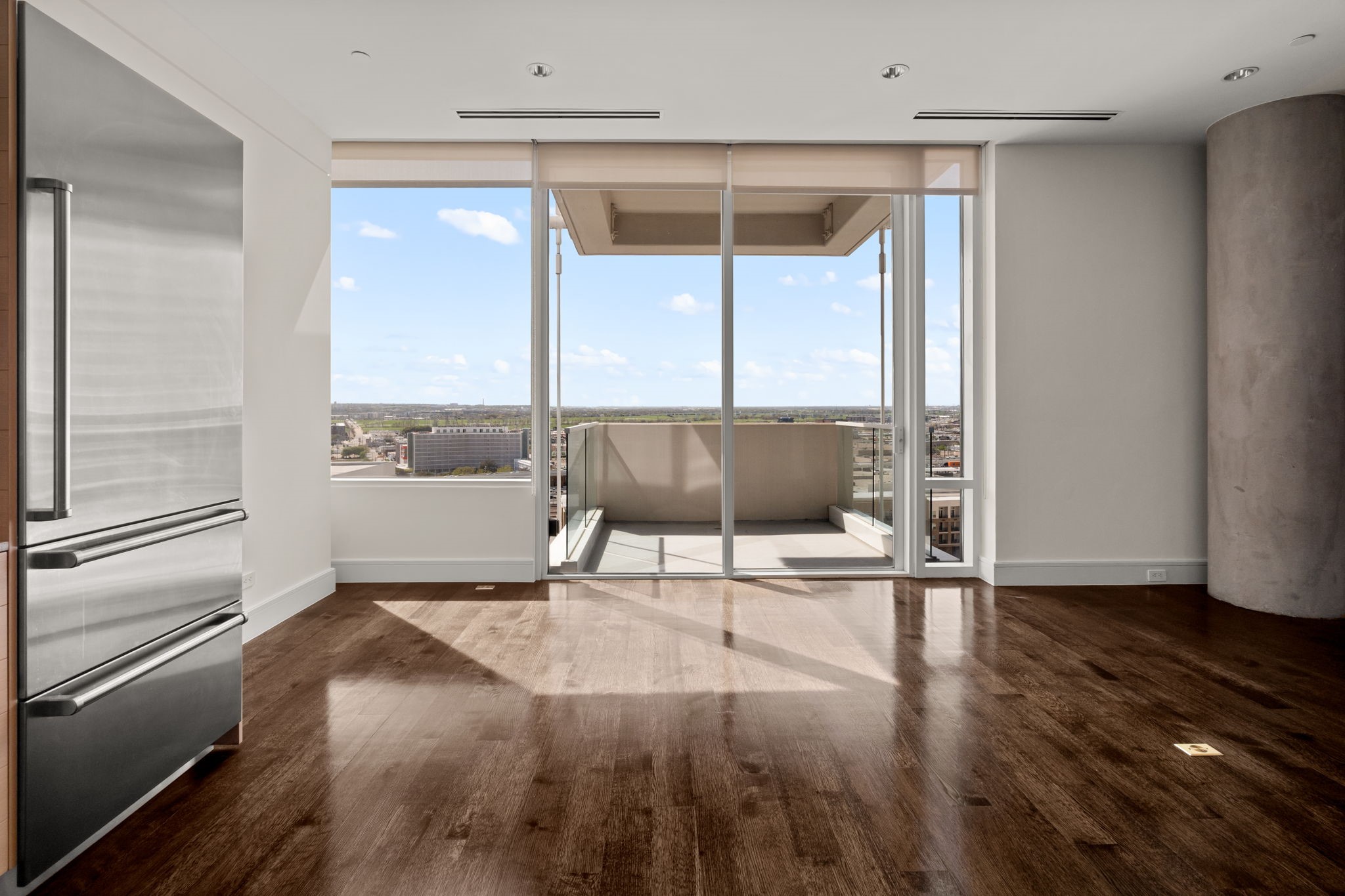 2408 Victory Park Lane 1131