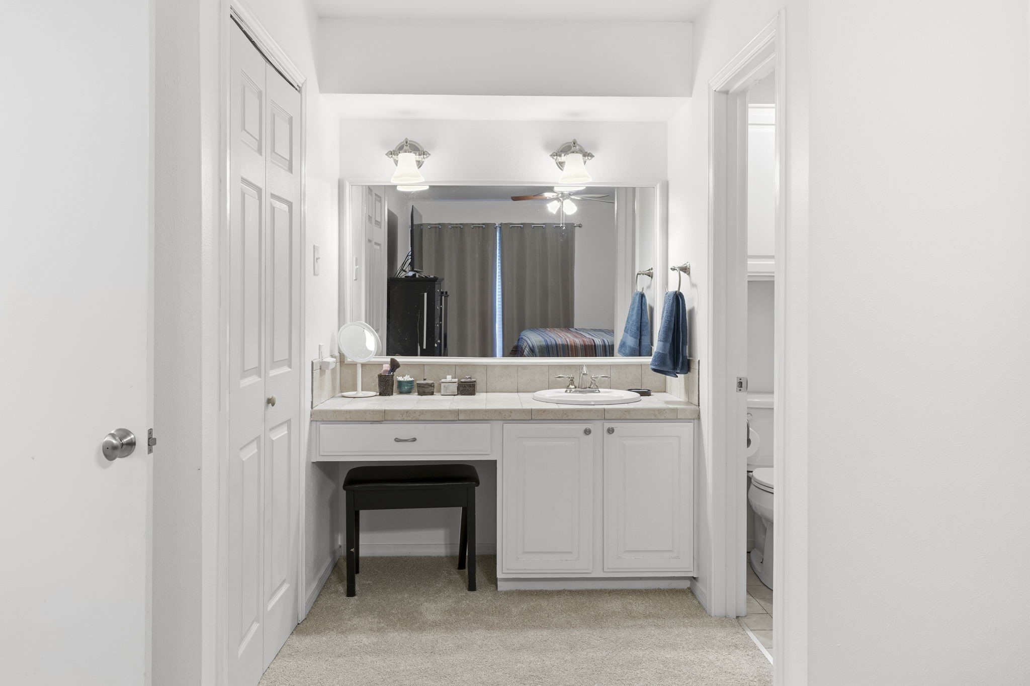 10548 Stone Canyon Road 230