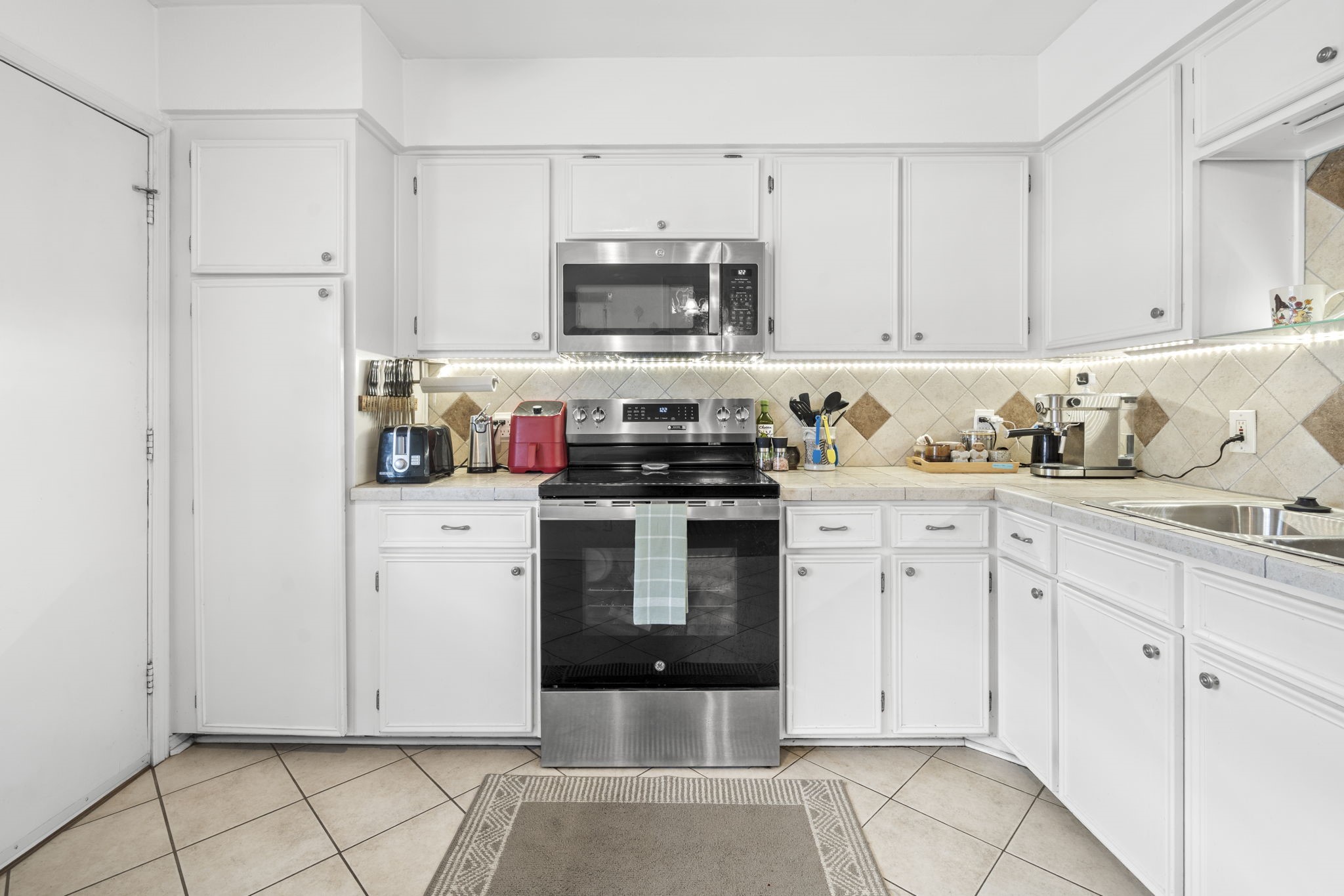 10548 Stone Canyon Road 230