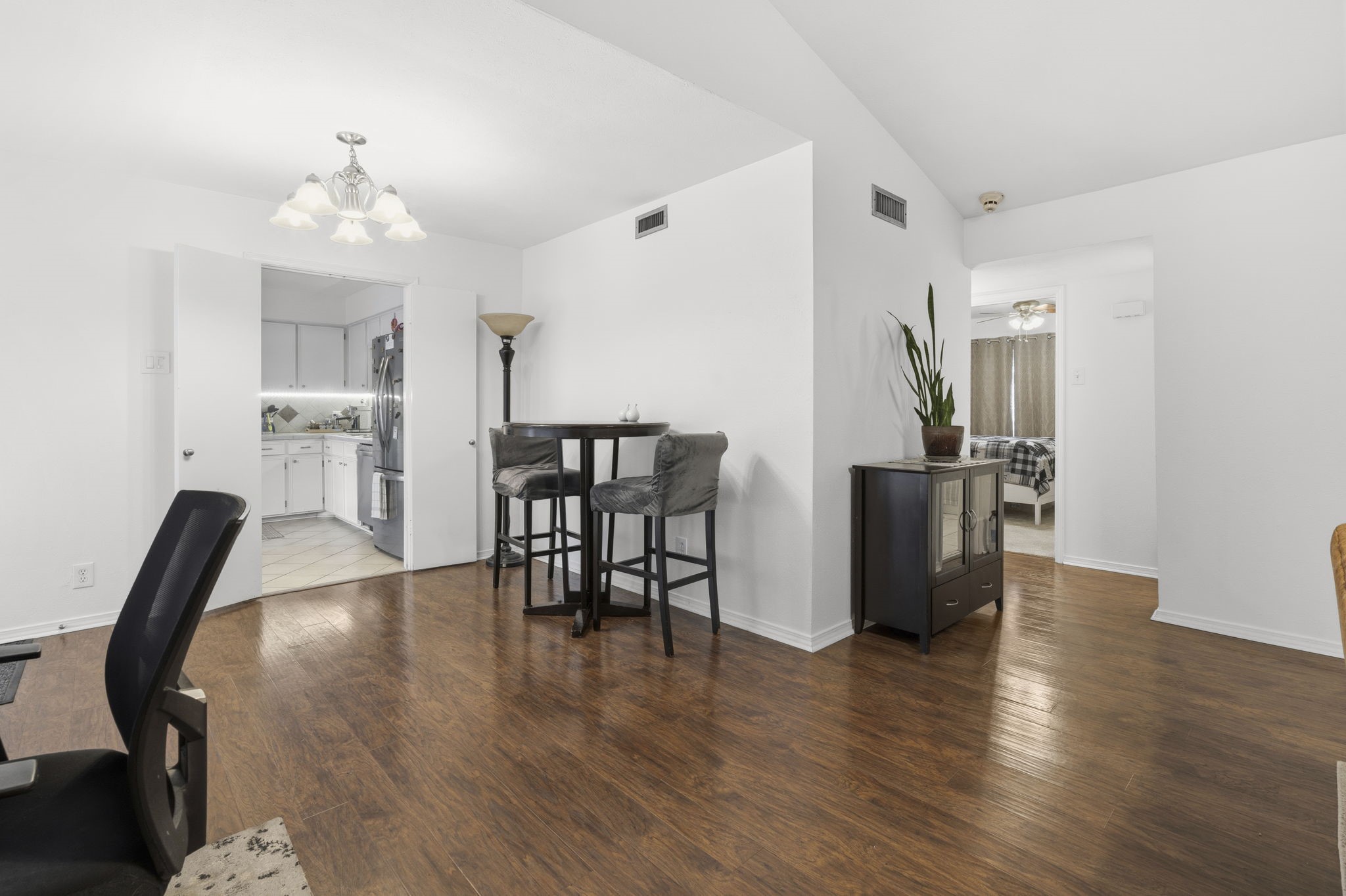 10548 Stone Canyon Road 230