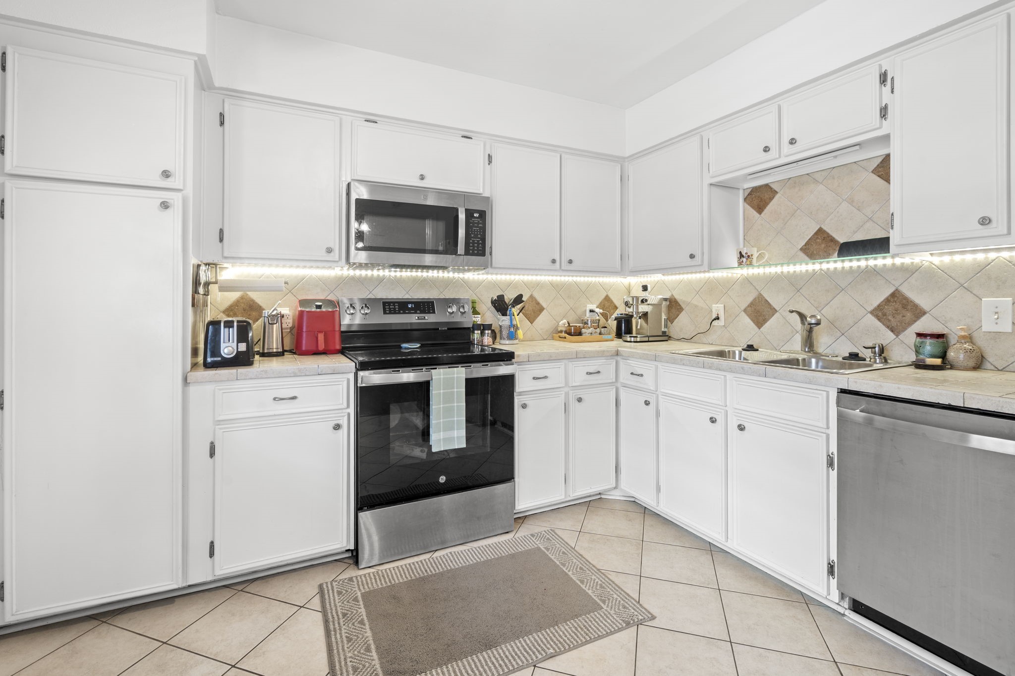 10548 Stone Canyon Road 230