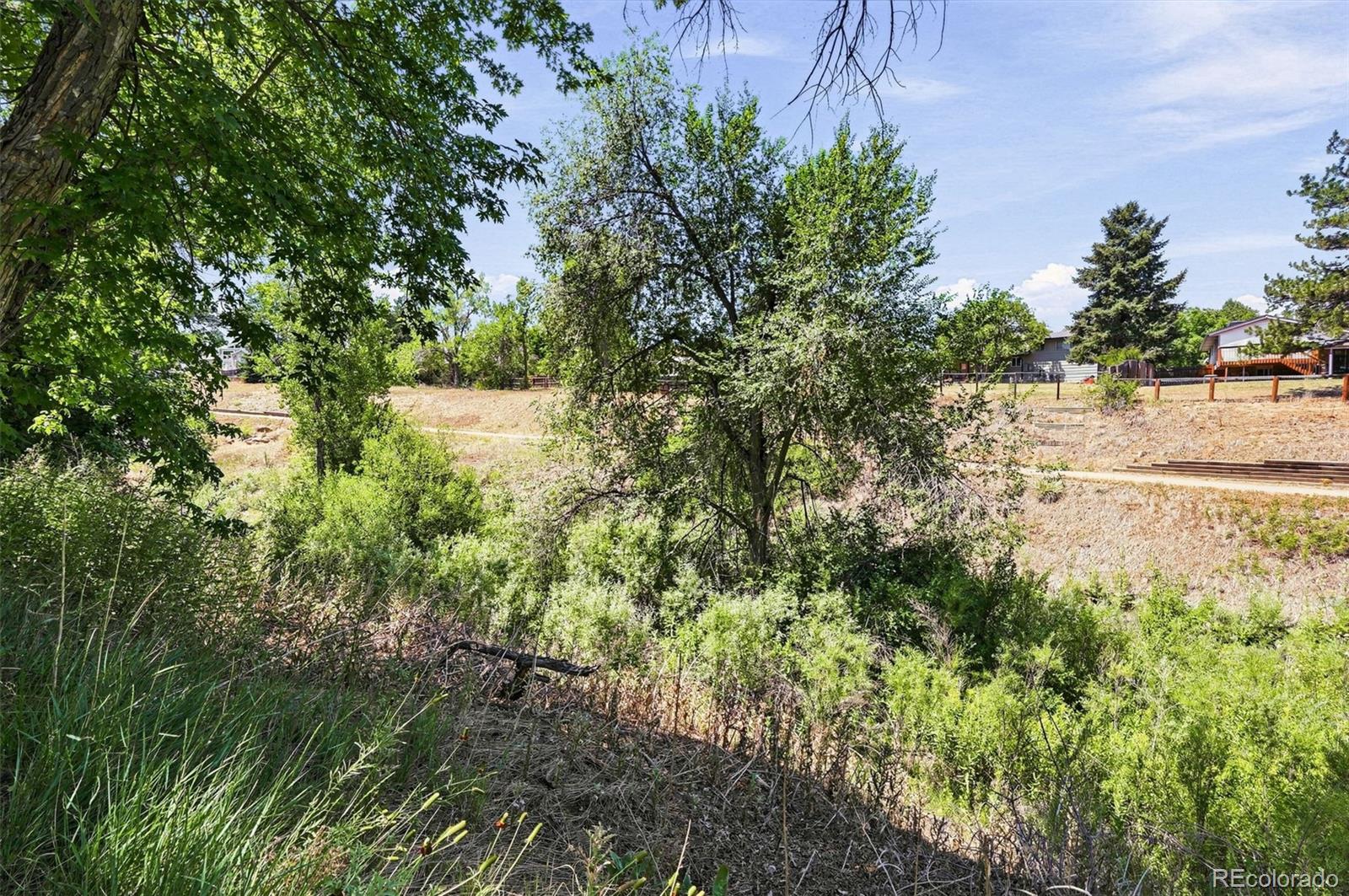 4268 E Maplewood Way