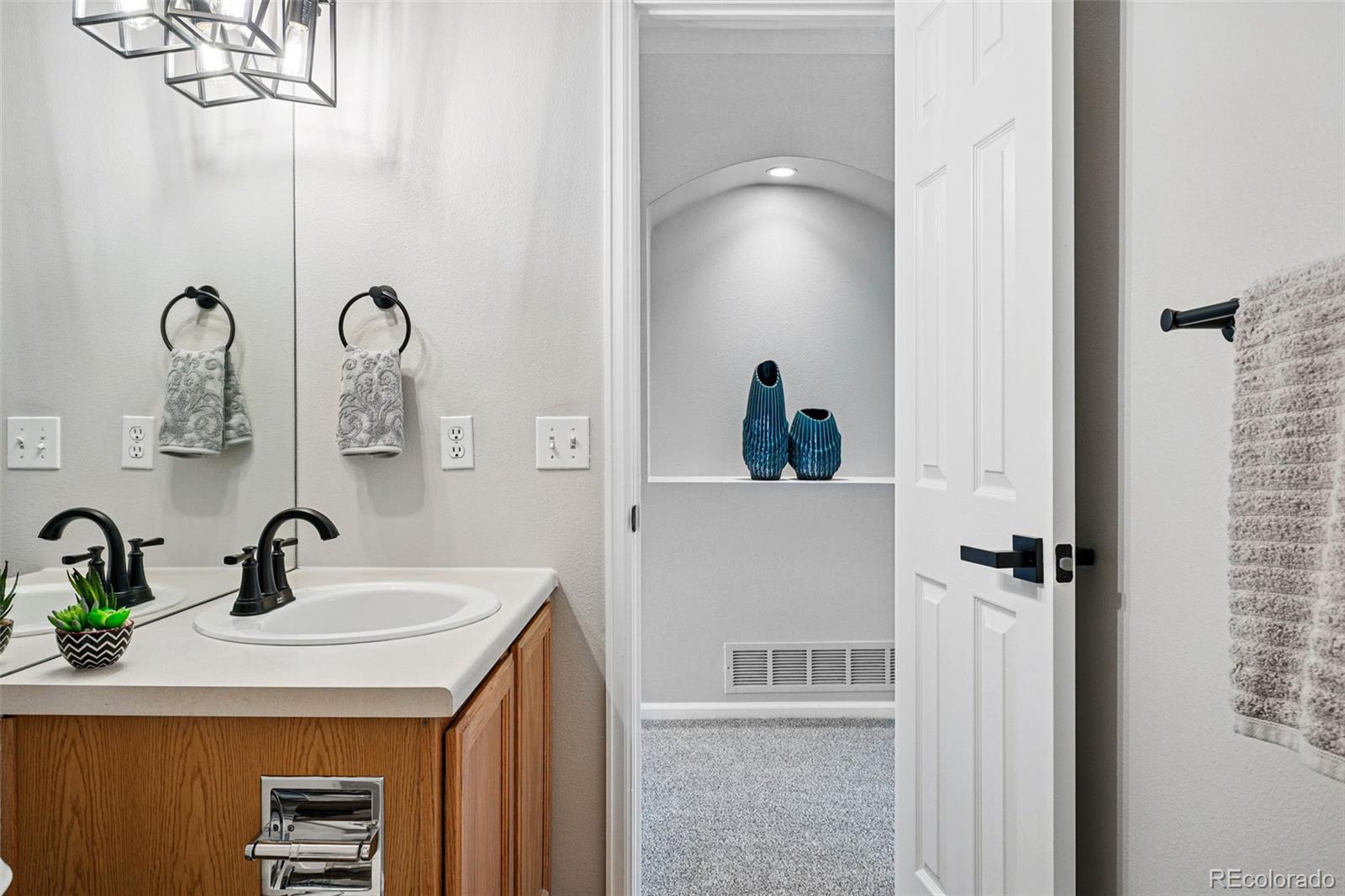 5555 E Briarwood Avenue Unit: 2604