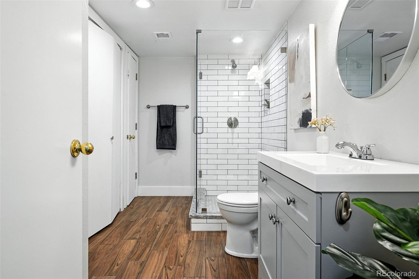 5317 S Truckee Court