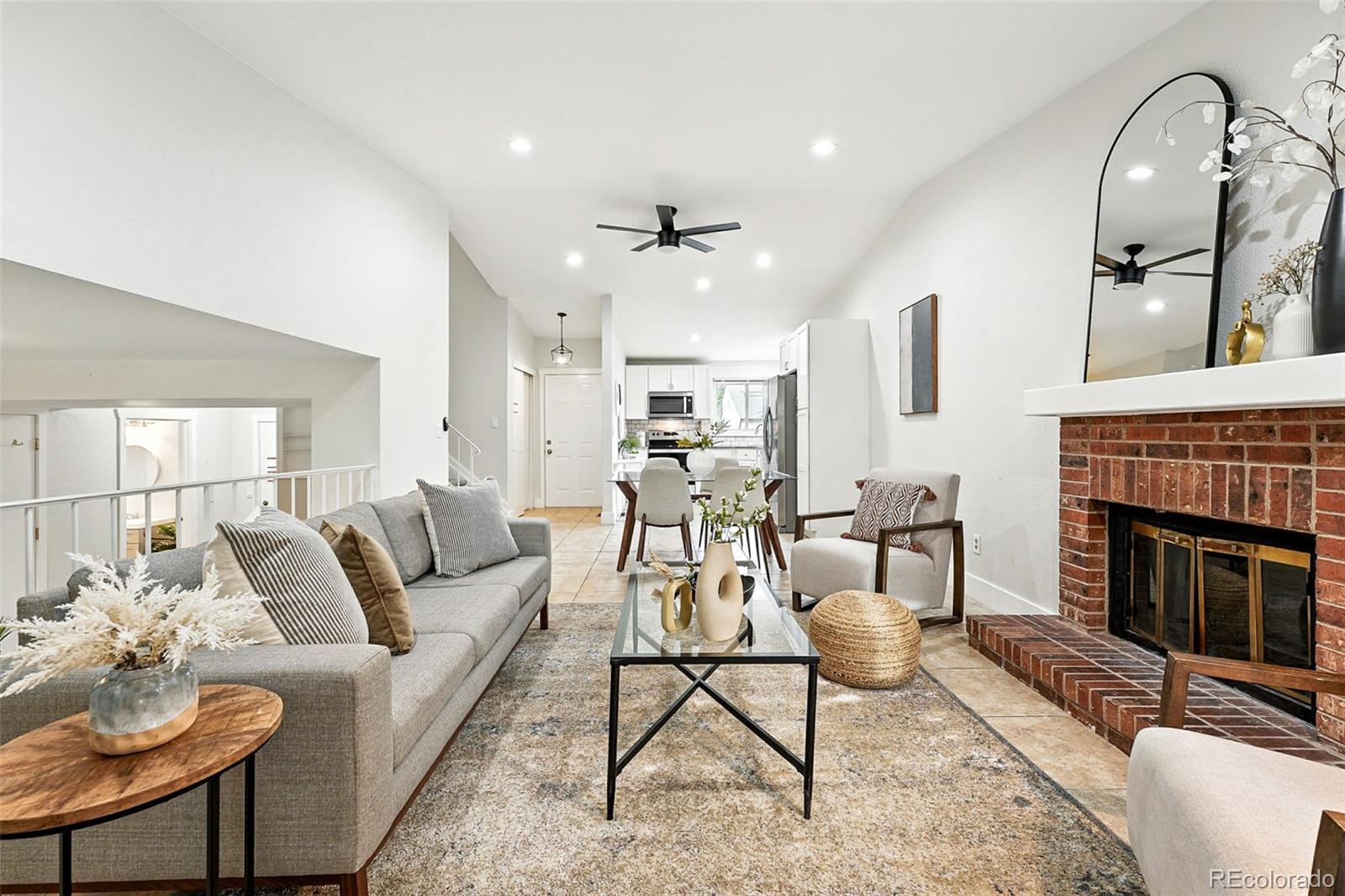 5317 S Truckee Court