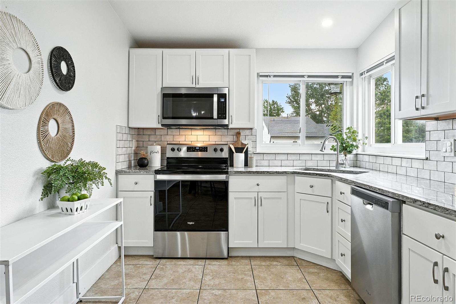 5317 S Truckee Court