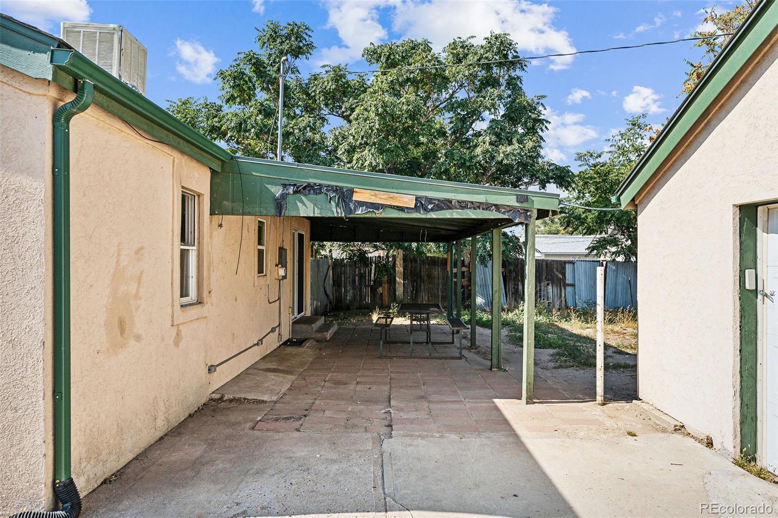 6631 E 77th Place