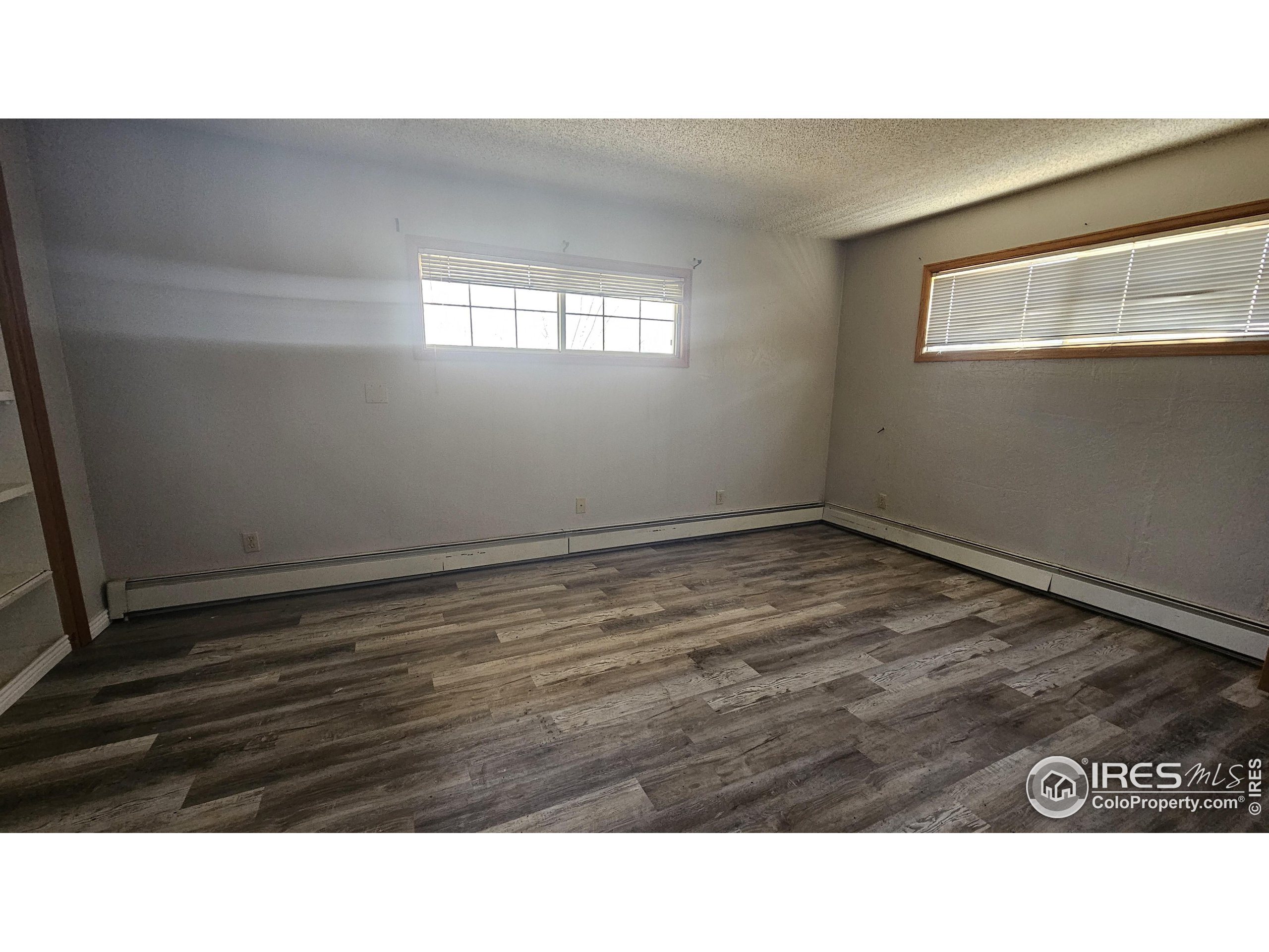 215 W 2nd Ave