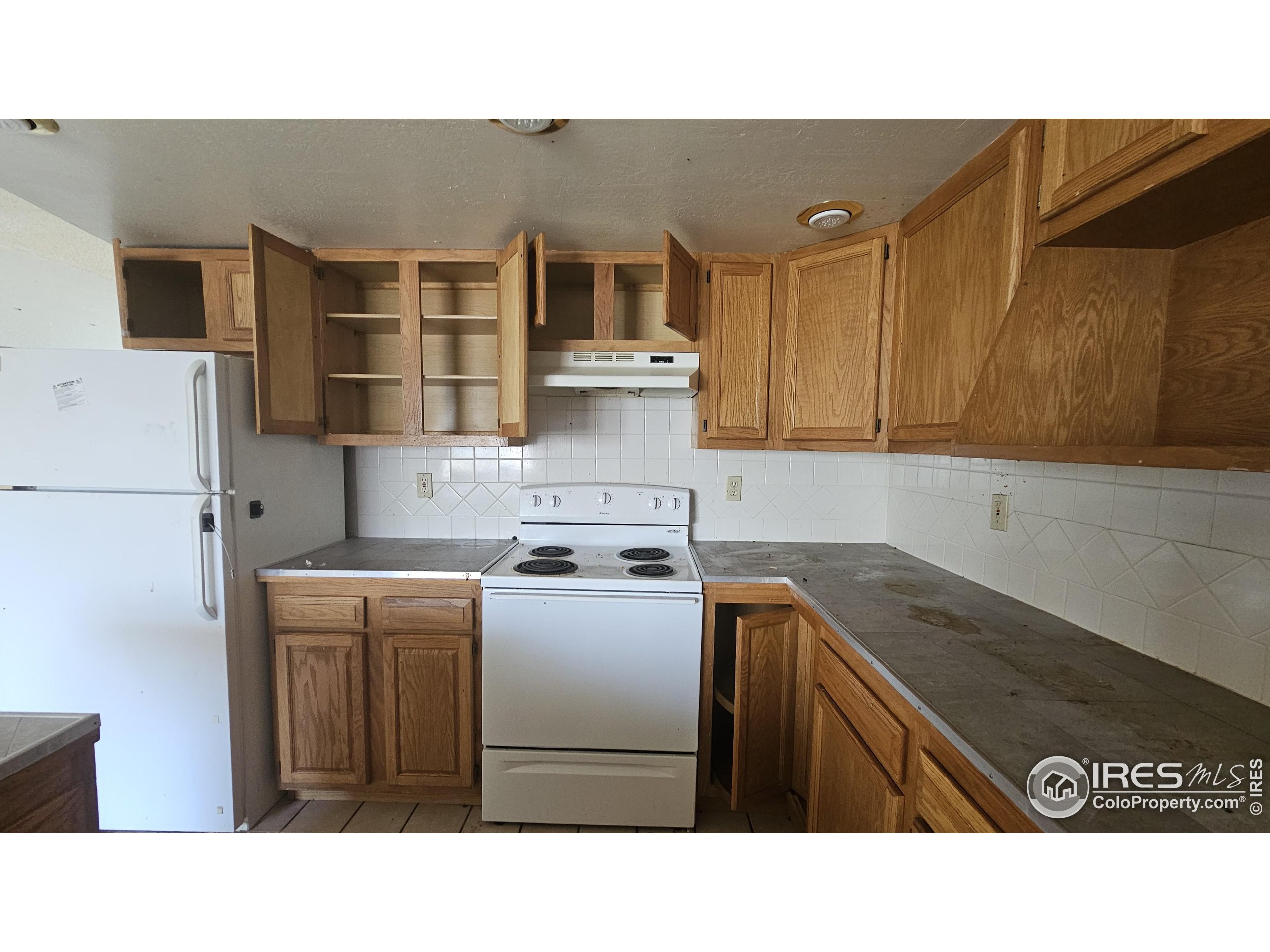 215 W 2nd Ave