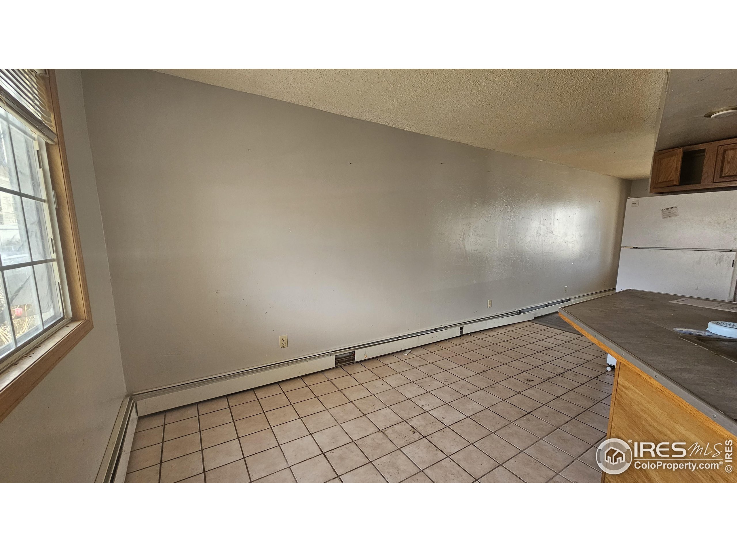 215 W 2nd Ave