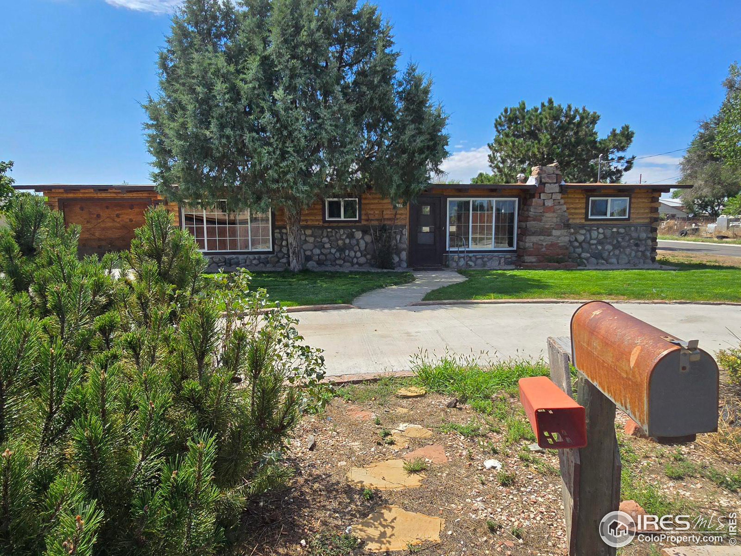 119 Cedar St