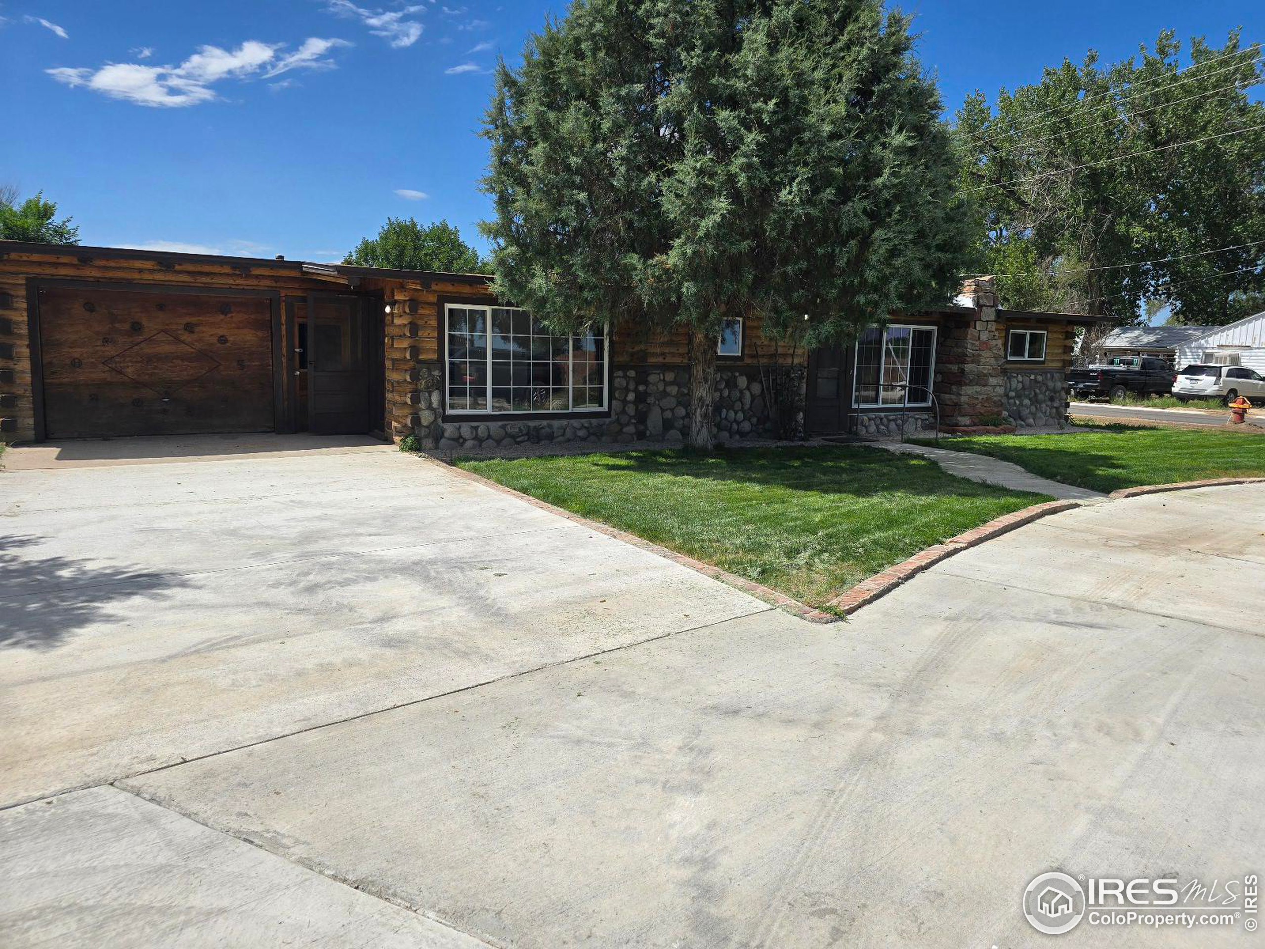 119 Cedar St
