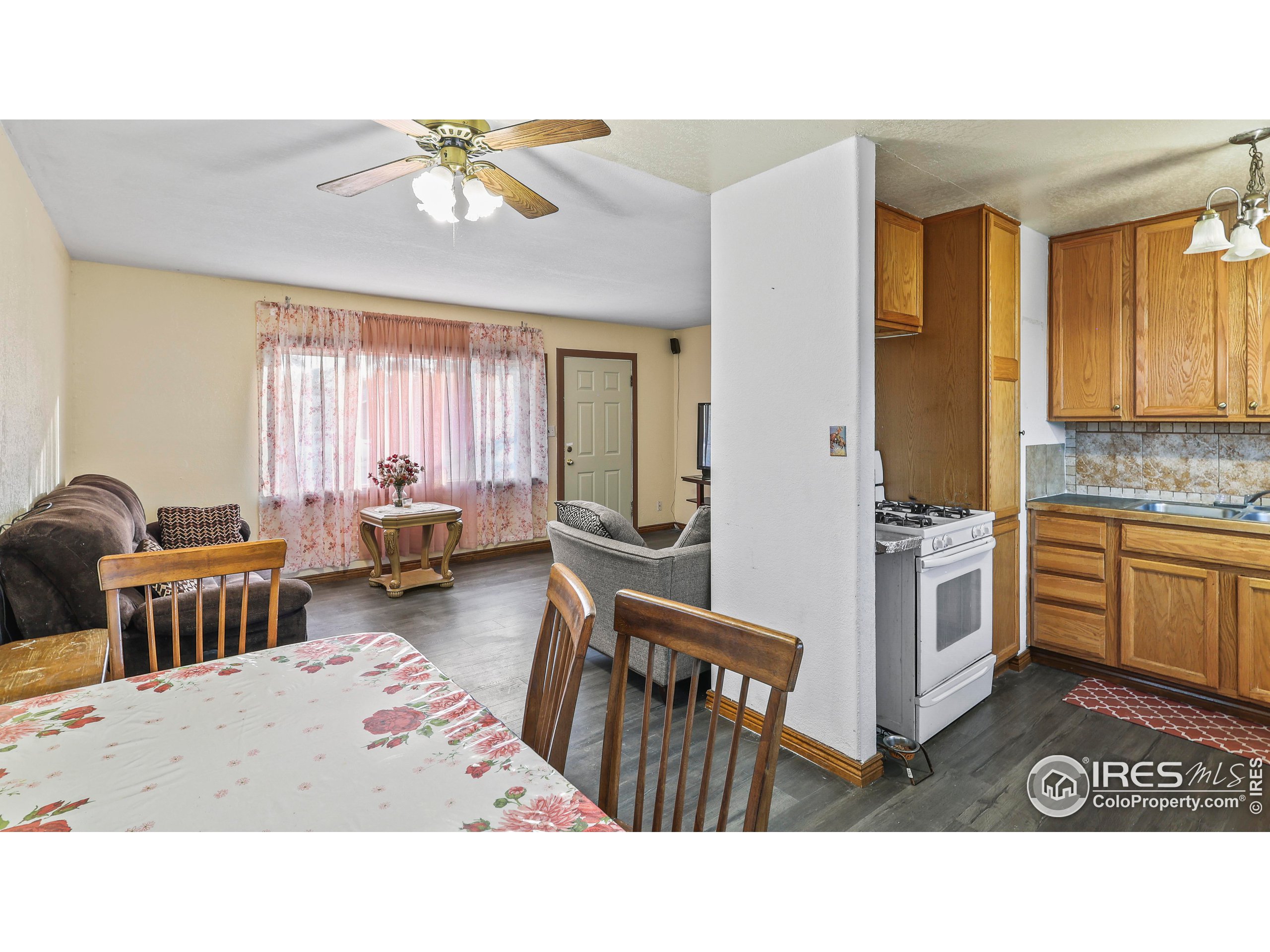 533 Circle Dr