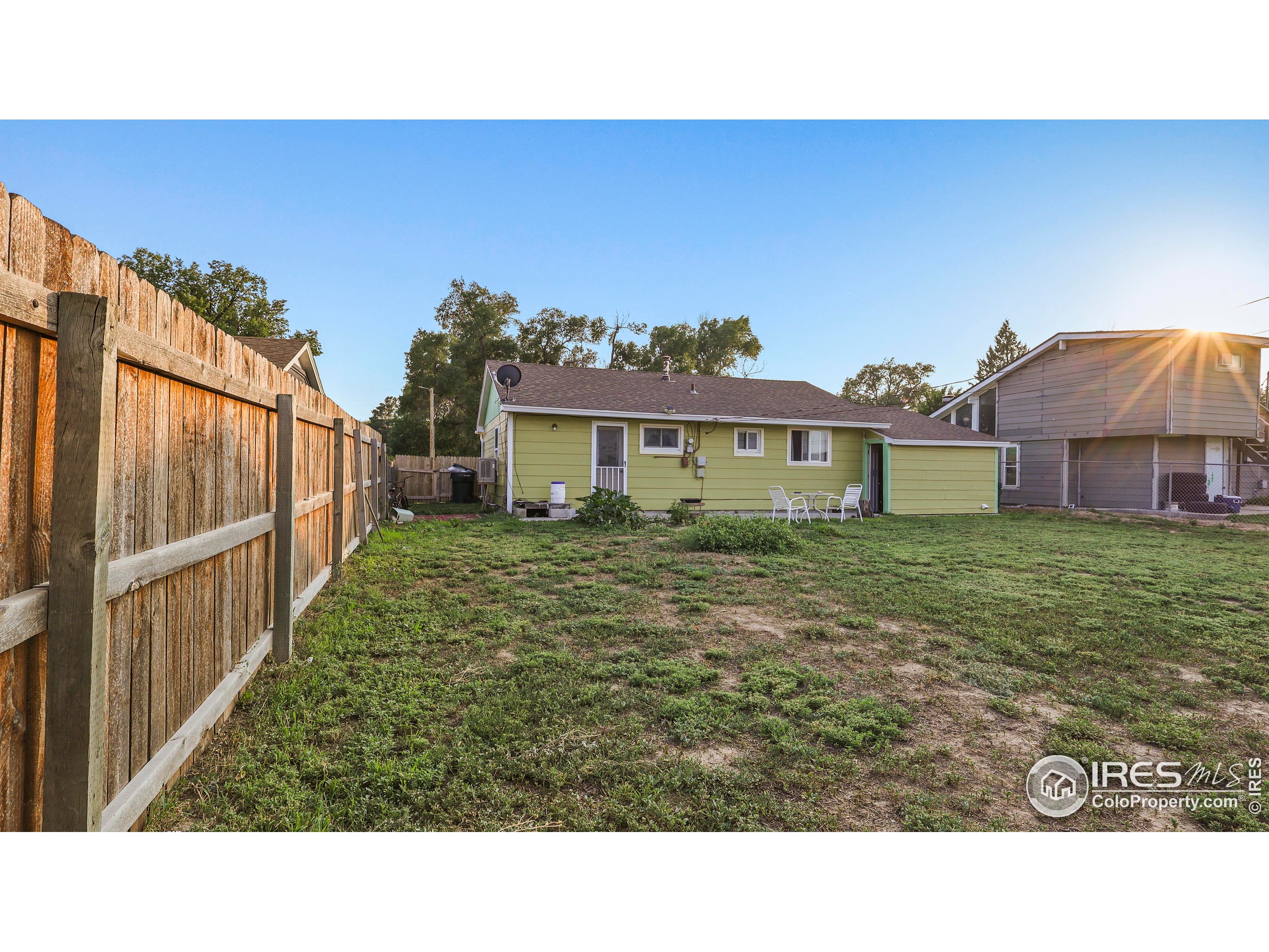 533 Circle Dr