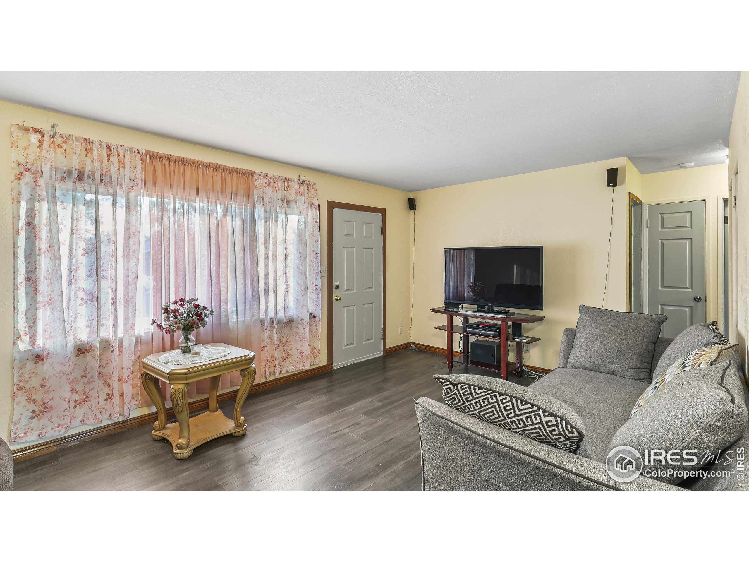 533 Circle Dr