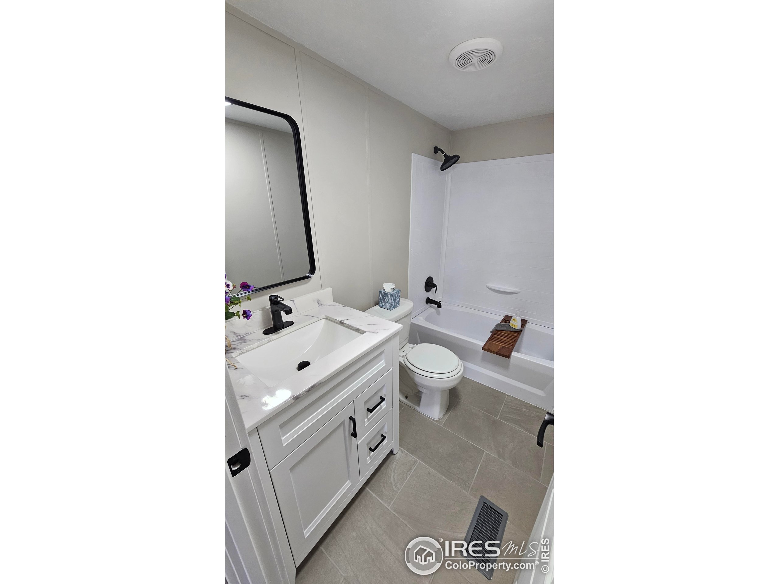204 Linden Dr