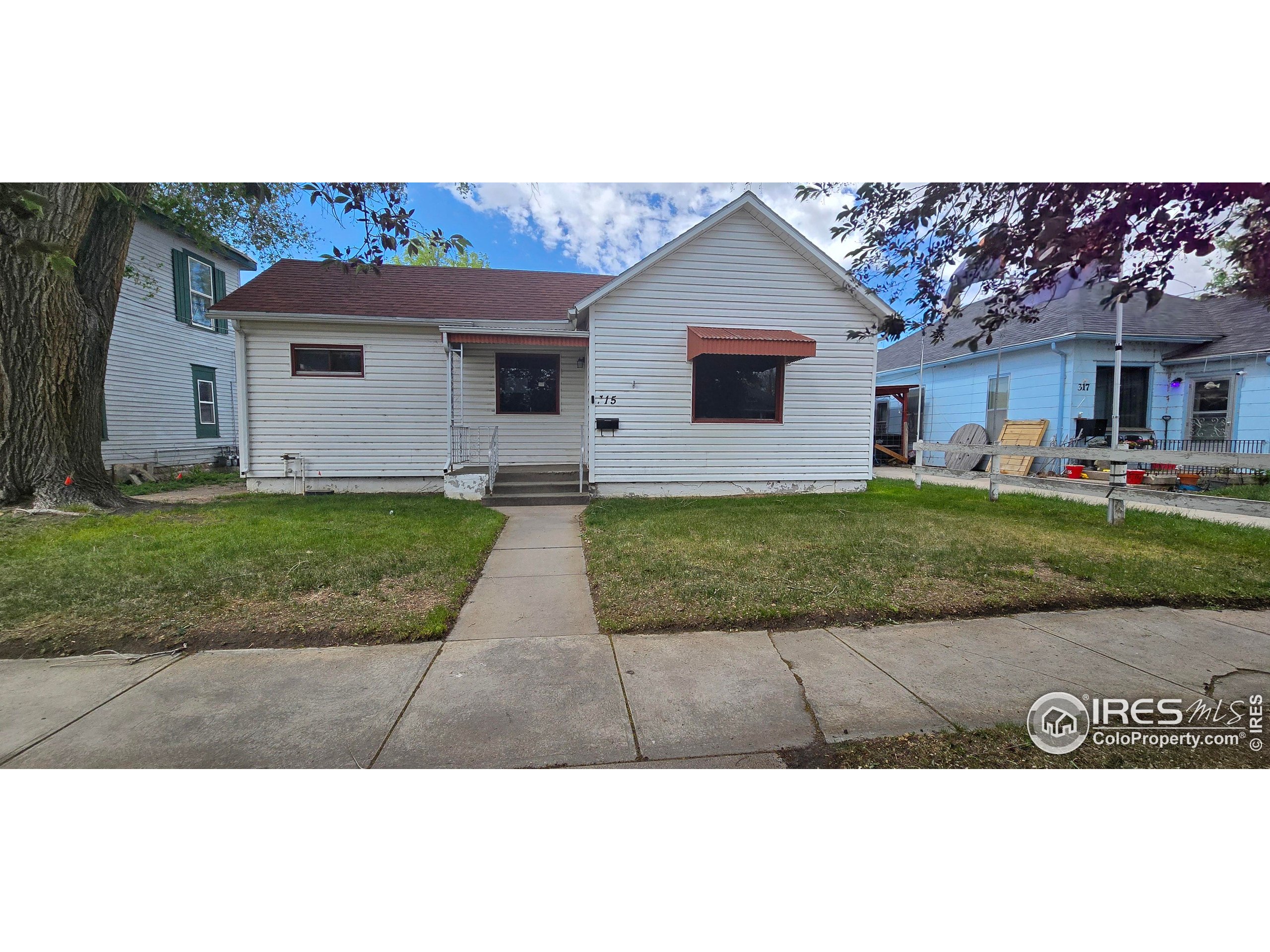 315 Pine St