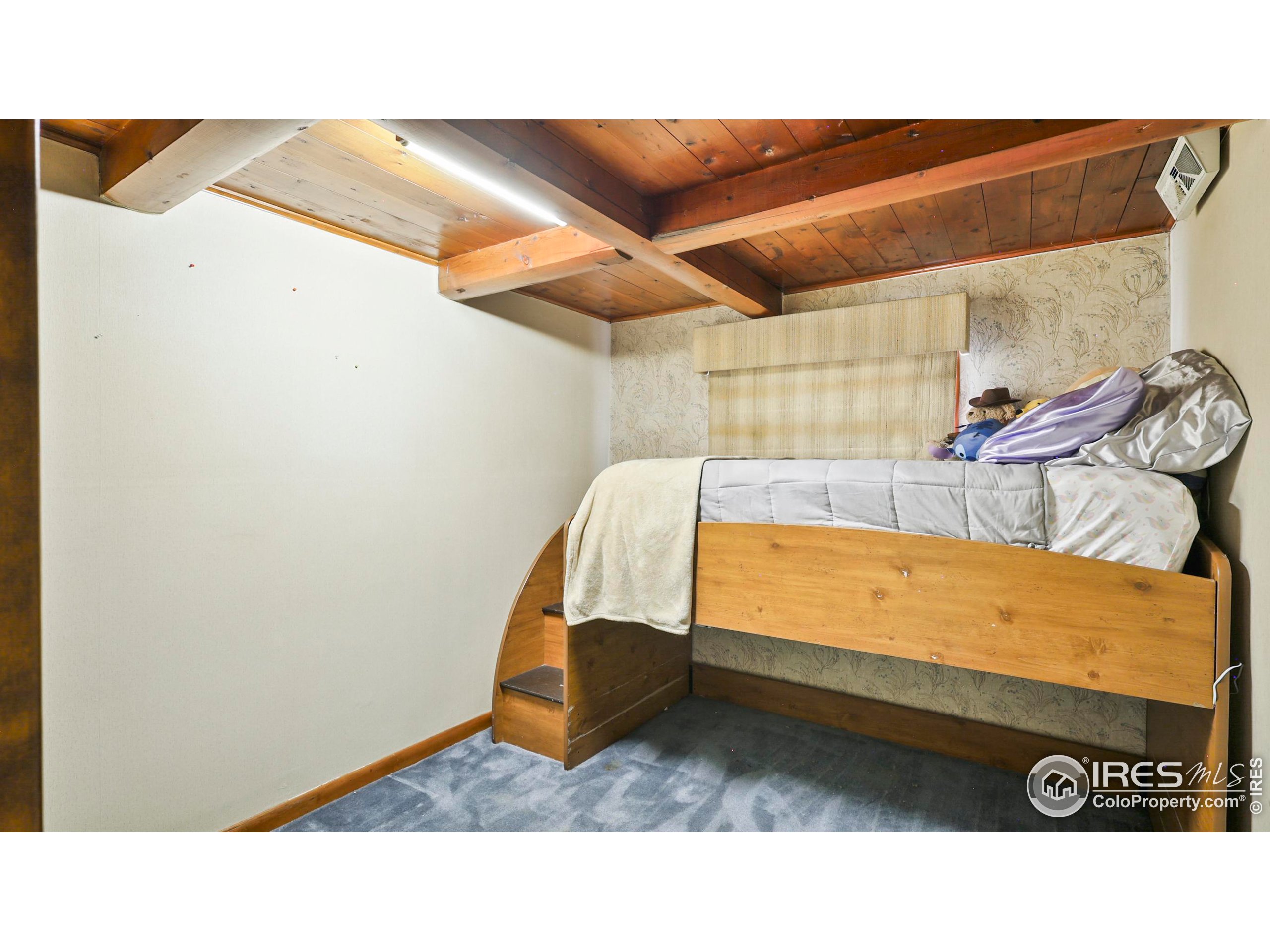 100 Spruce St