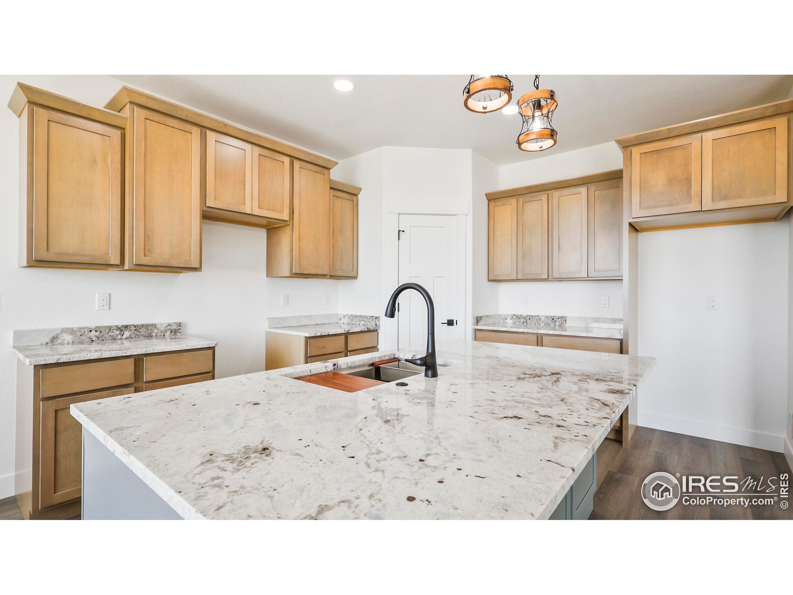 448 Cache Ave