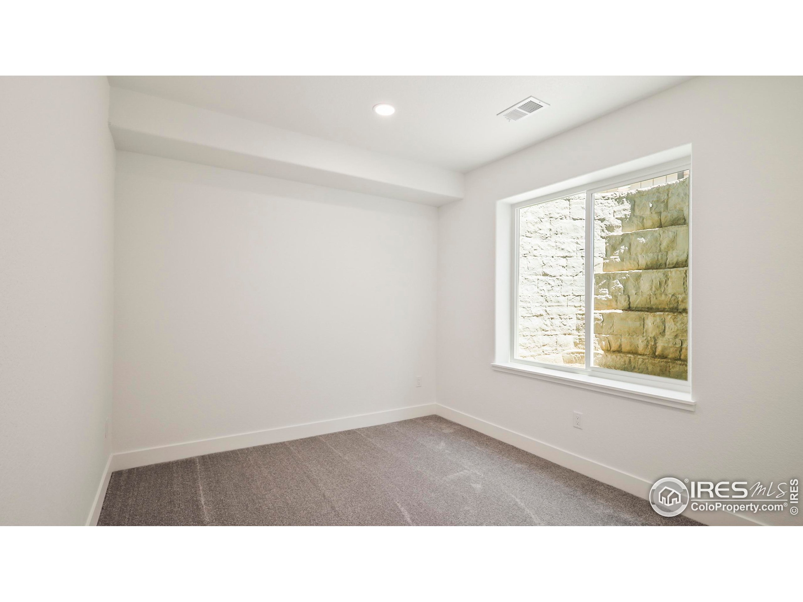 448 Cache Ave