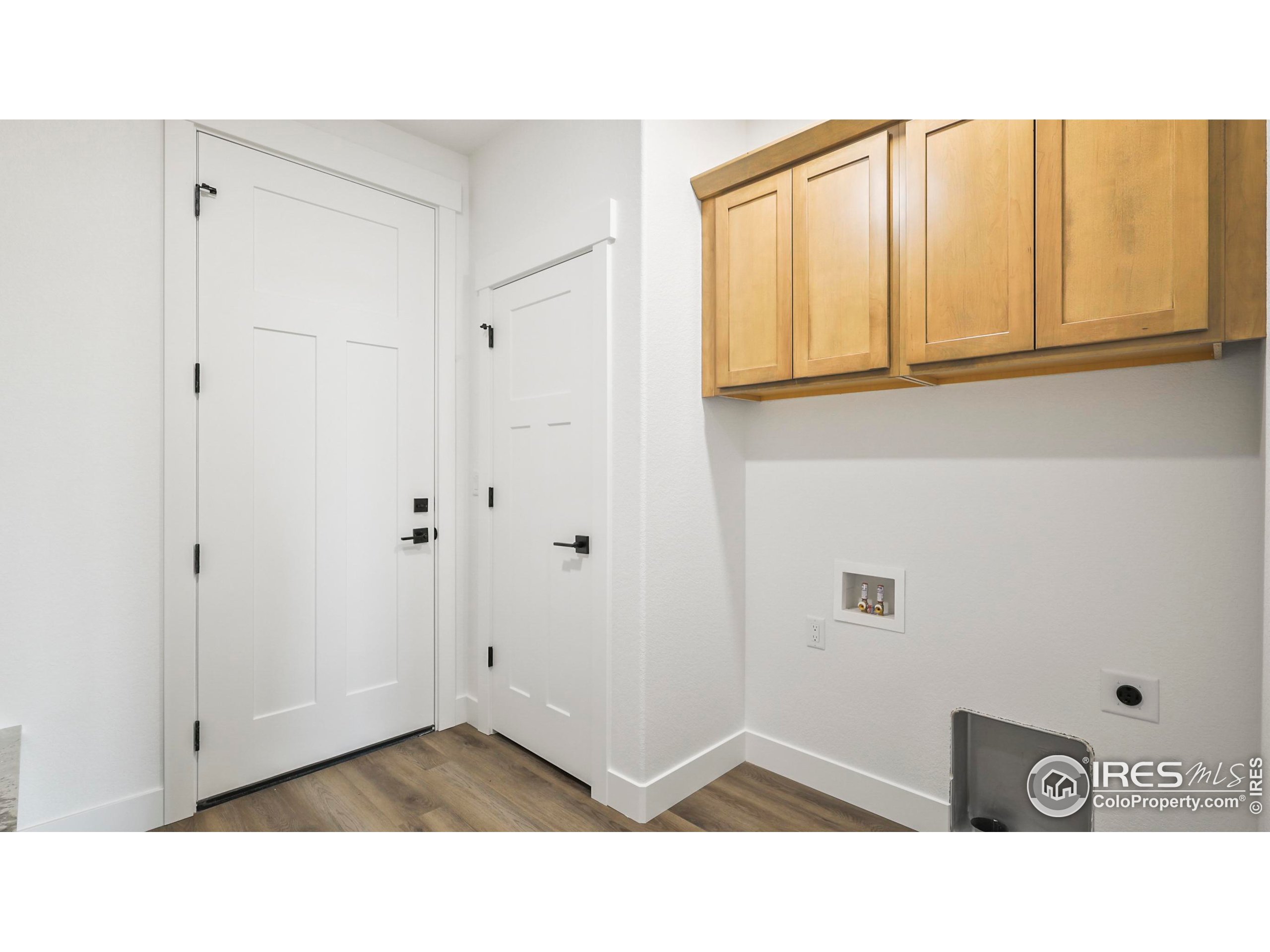 448 Cache Ave