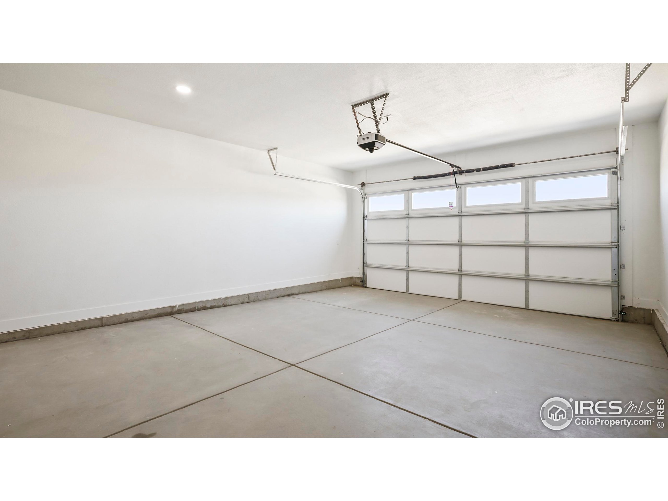 448 Cache Ave