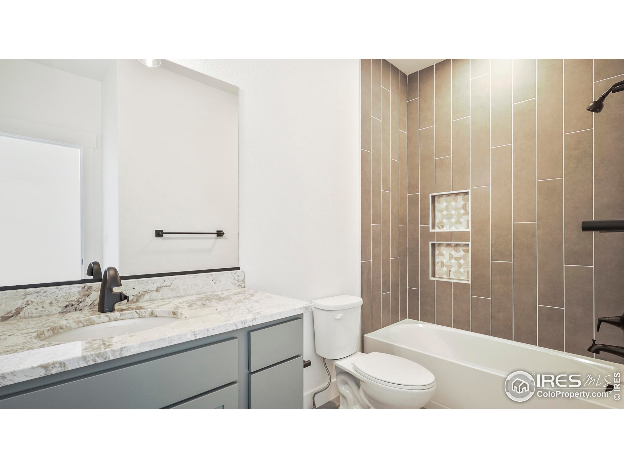 448 Cache Ave
