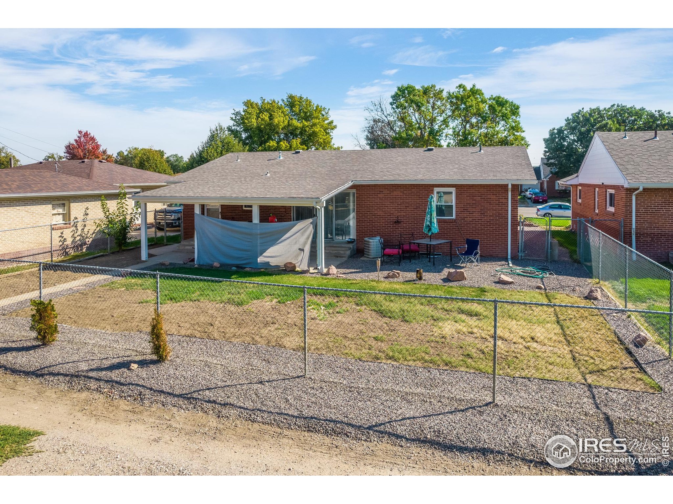 631 Aurora St