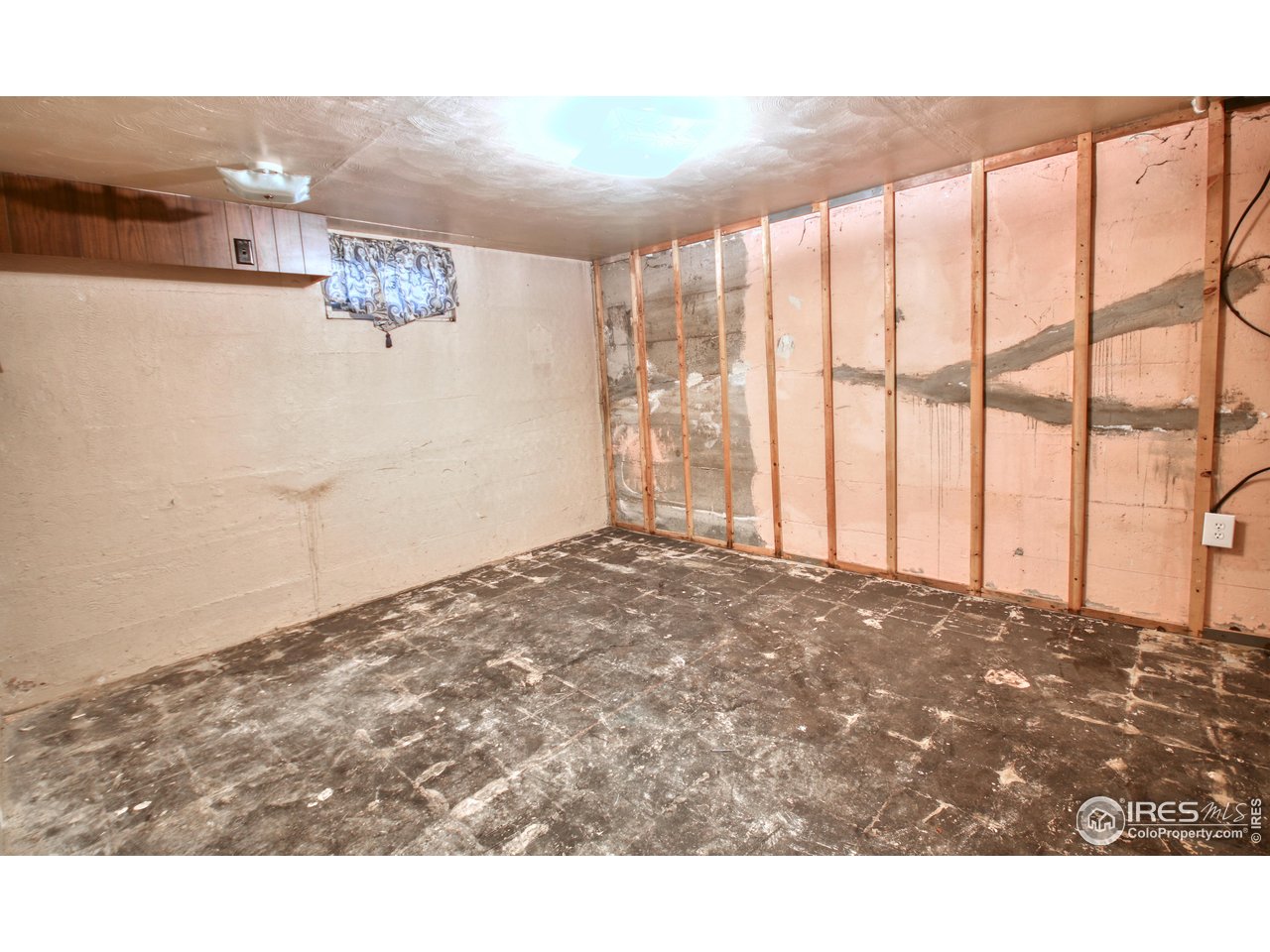 214 Ray St