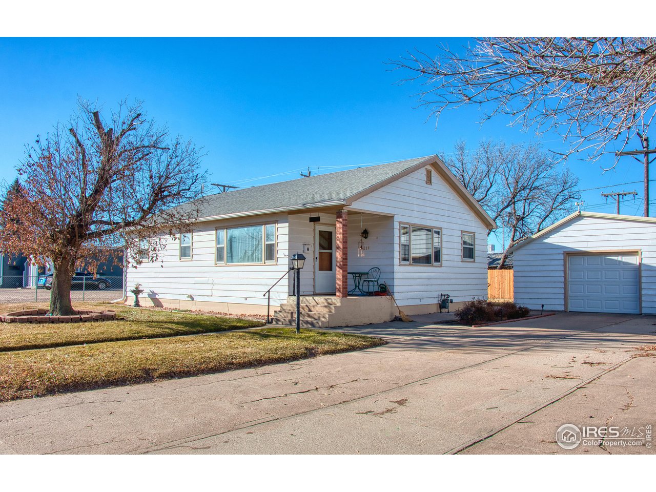 214 Ray St