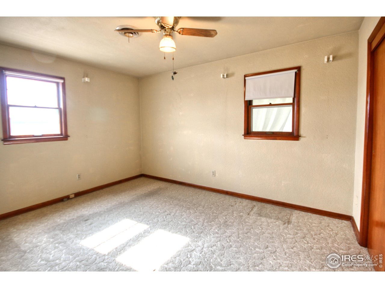 214 Ray St