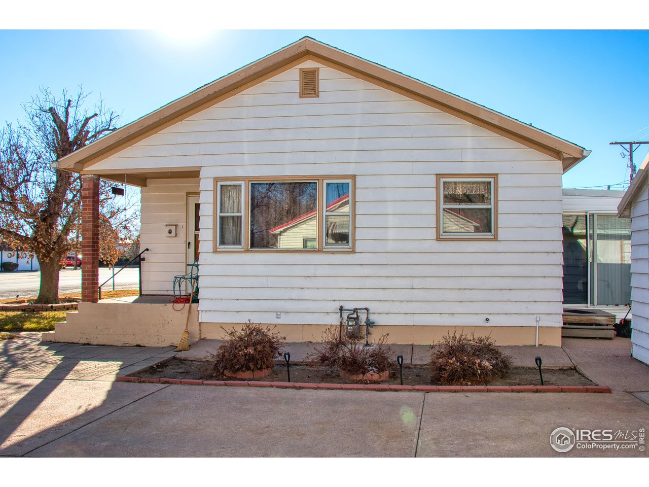 214 Ray St