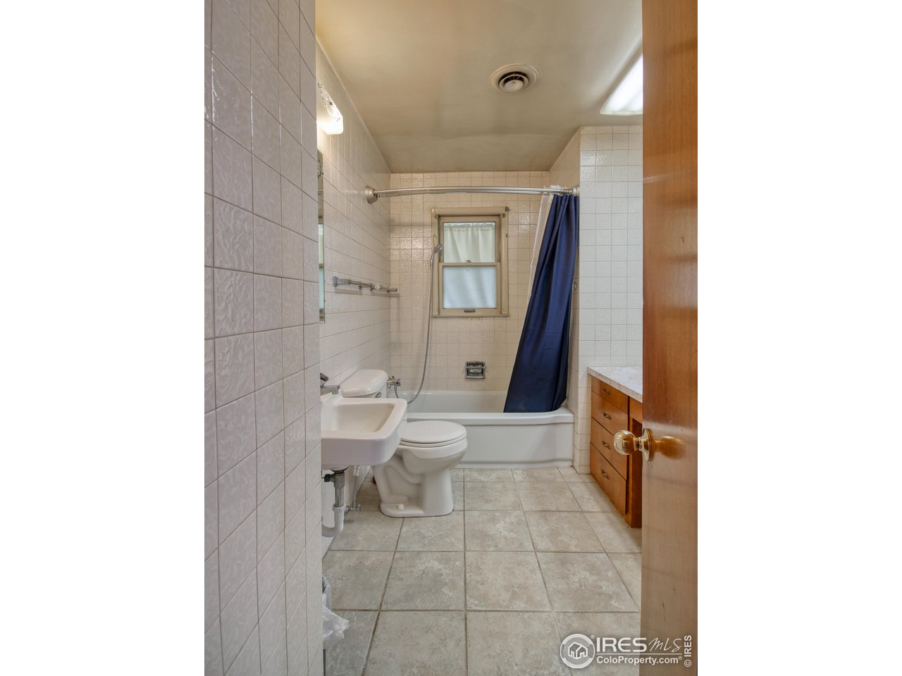 214 Ray St