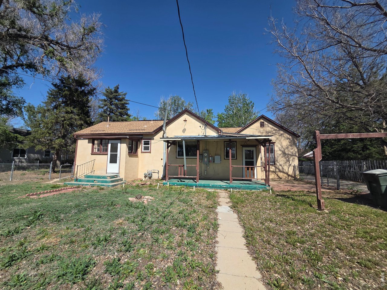 410 Clifton St