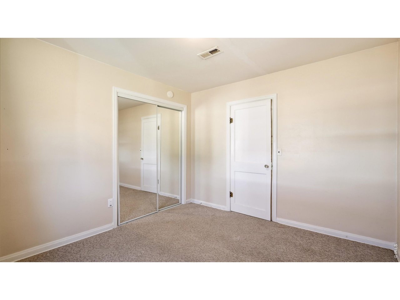 305 Hospital Rd