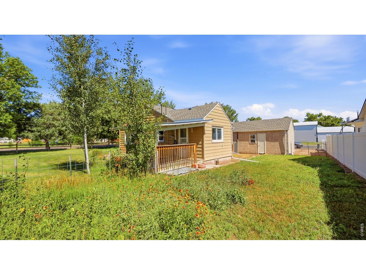 305 Hospital Rd
