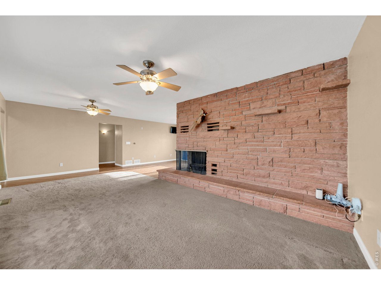 365 S Cedar Ave