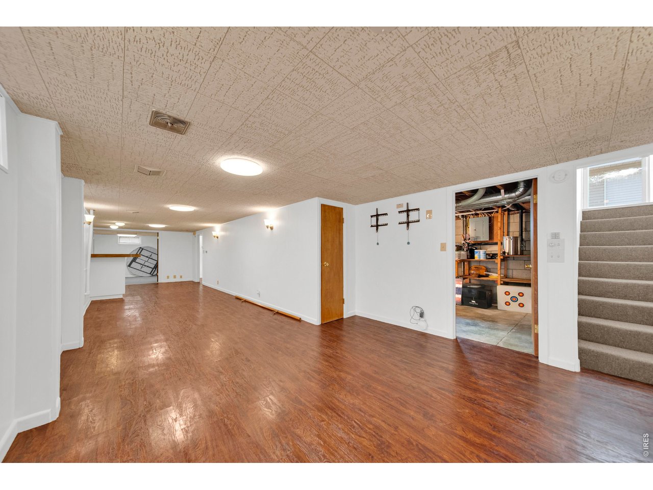 365 S Cedar Ave