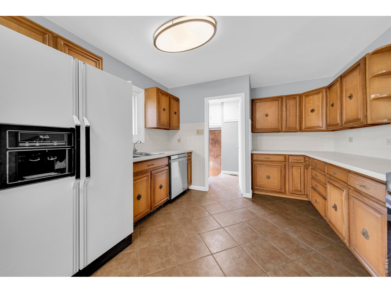 365 S Cedar Ave
