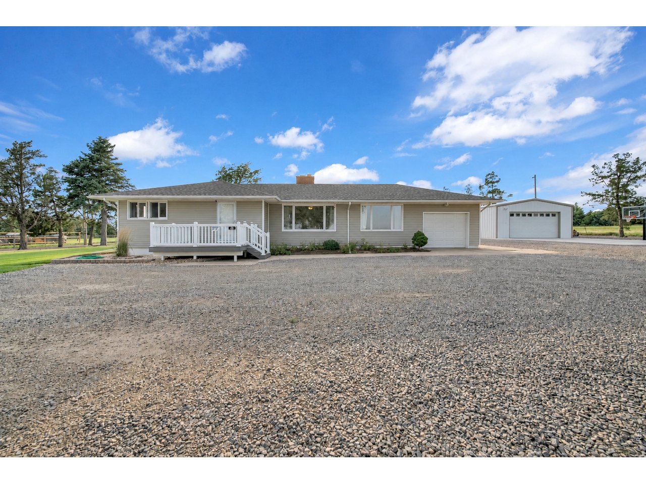 365 S Cedar Ave
