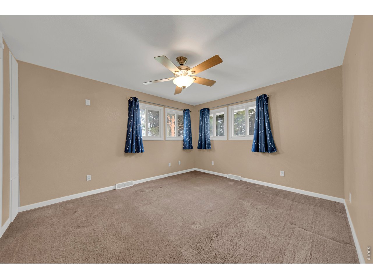 365 S Cedar Ave